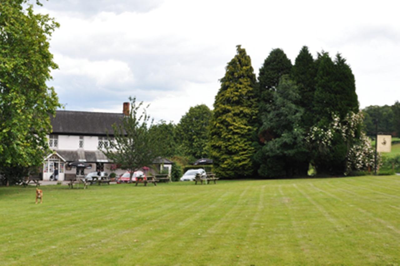 The Clytha Arms Hotell Abergavenny Exteriör bild